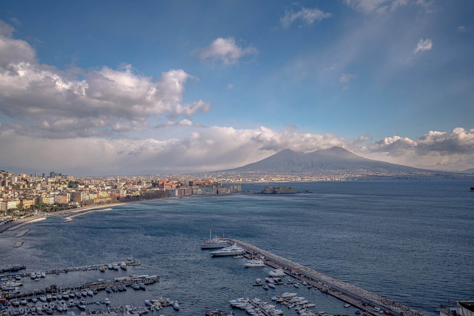 Sorrento - Naples private transfer